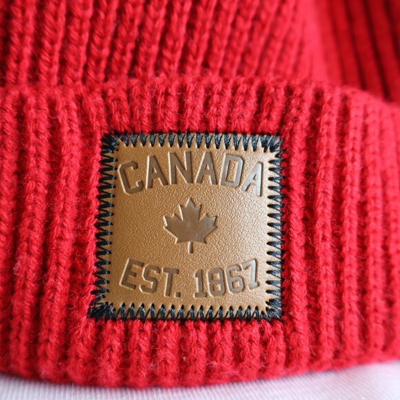 Canada Toque, Red with Pom Pom, One Size, Winter Hat 🍁 - Picture 2 of 6